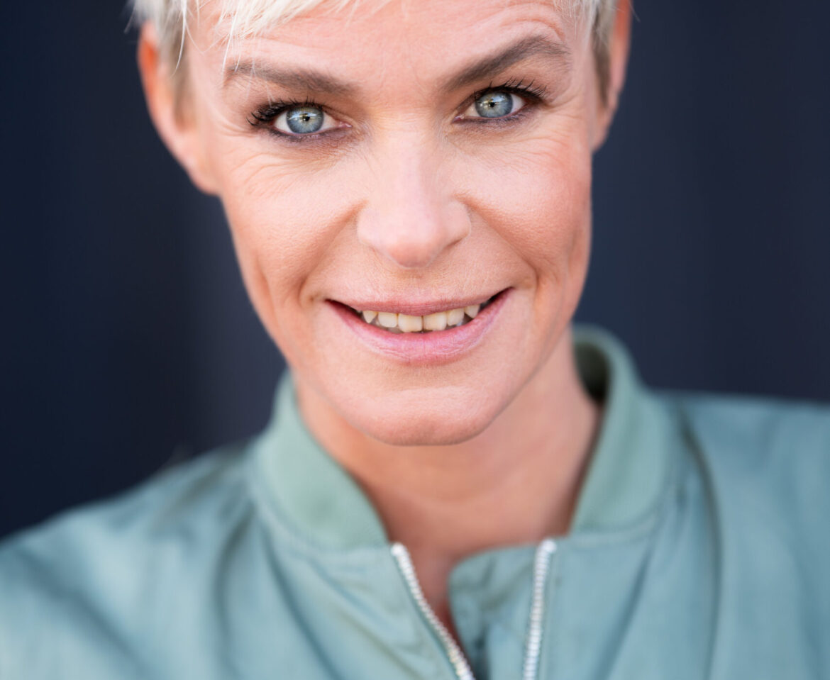 Elly – SedCard Fotos für das Münchner Model